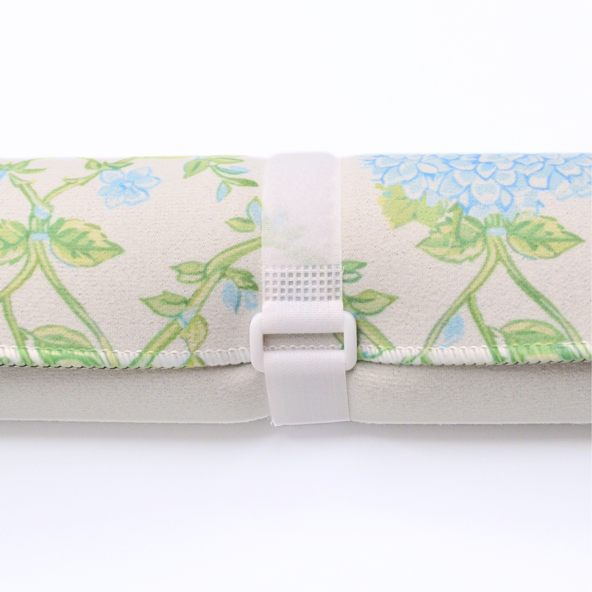 June Bride Bouquet Mat - Premium Mahjong from Middle & Main Mahjong - Just $58! Shop now at Pat's Monograms